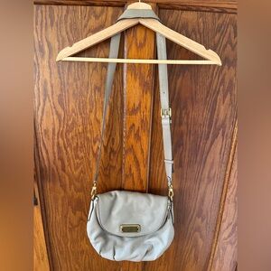 Marc By Marc Jacobs Q Natasha Crossbody Gray Pebbled Leather Shoulder Bag VGUC